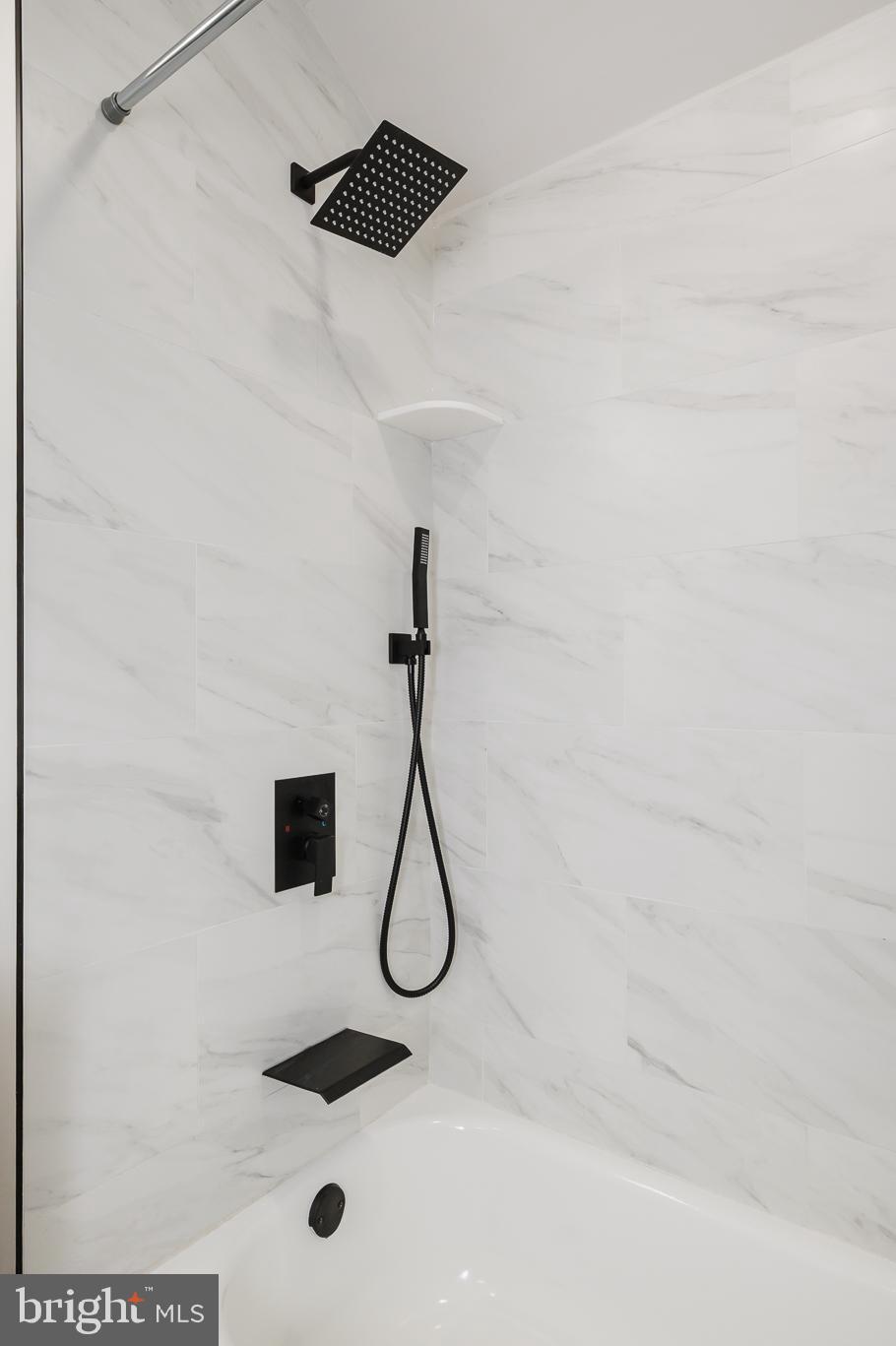 16506 Dubbs Road Sparks Glencoe, MD 21152 - Photo 17 of 72 Hall Full Bath