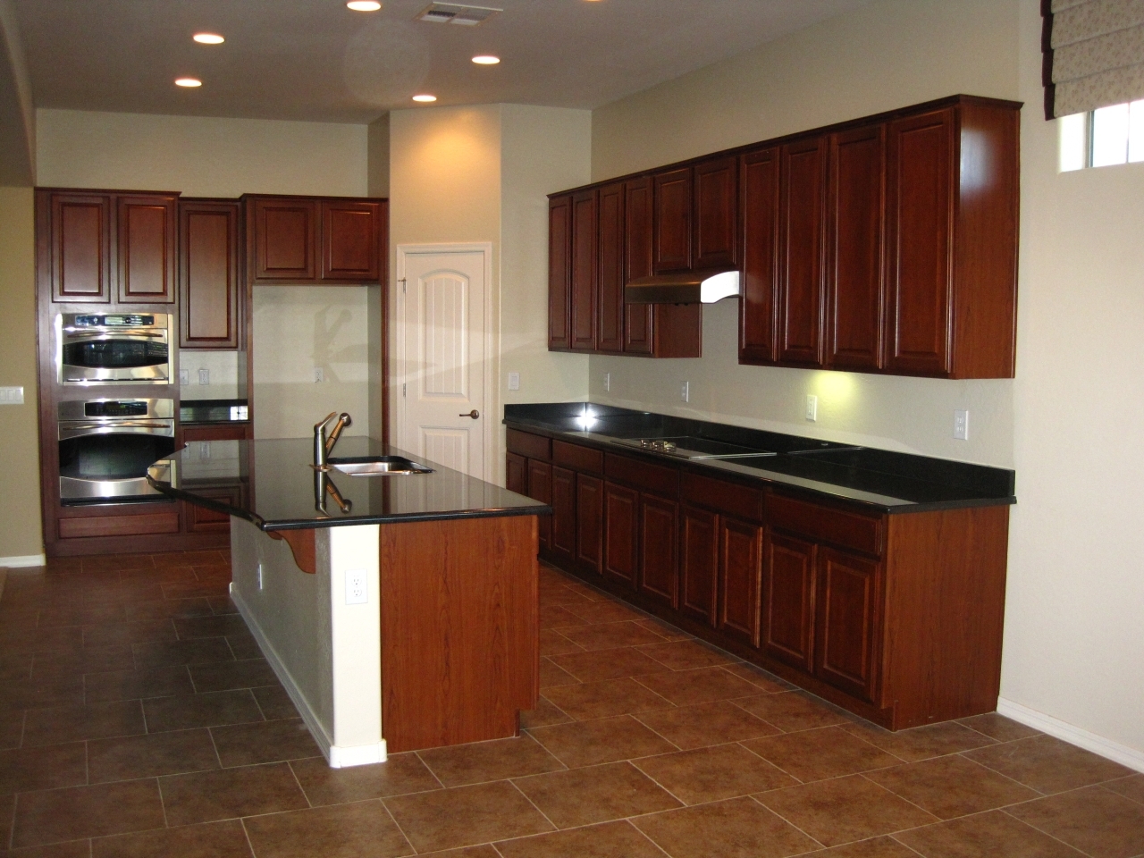 4729 South Burma Road Gilbert, AZ 85297 - Photo 11 of 39 img_4156