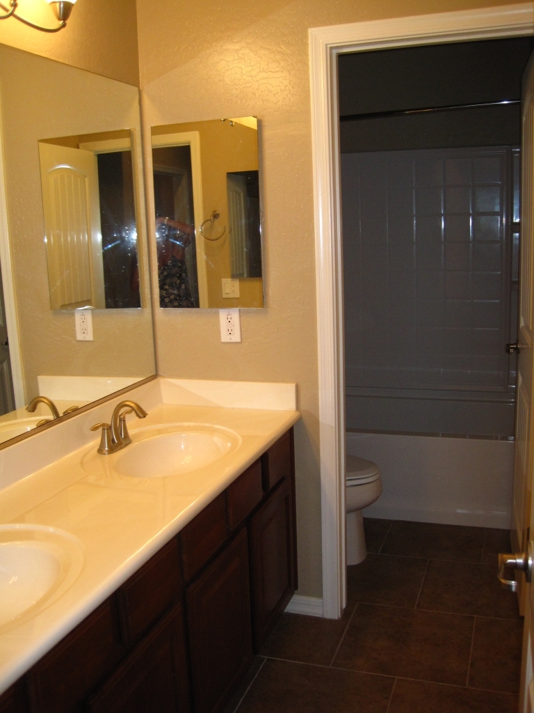 4729 South Burma Road Gilbert, AZ 85297 - Photo 31 of 39 Bath 2