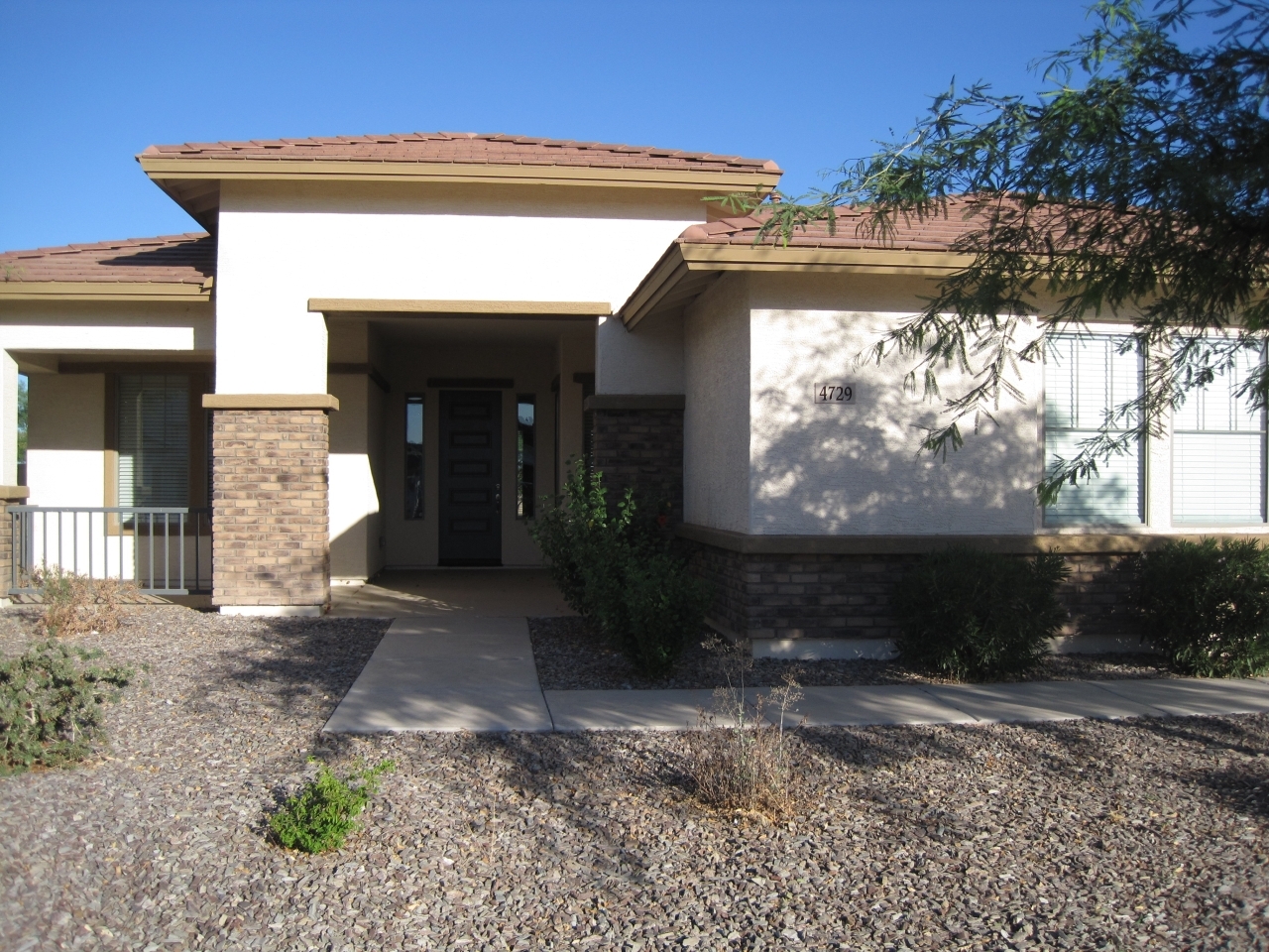 4729 South Burma Road Gilbert, AZ 85297 - Photo 8 of 39 img_4119