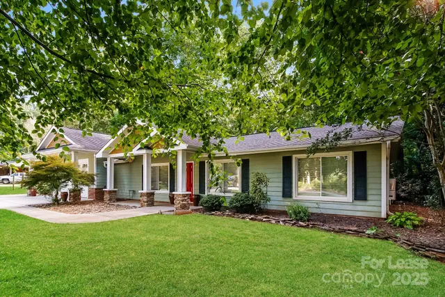 $2,155 | 1195 Nixon Heights Lane, Denver, NC 28037