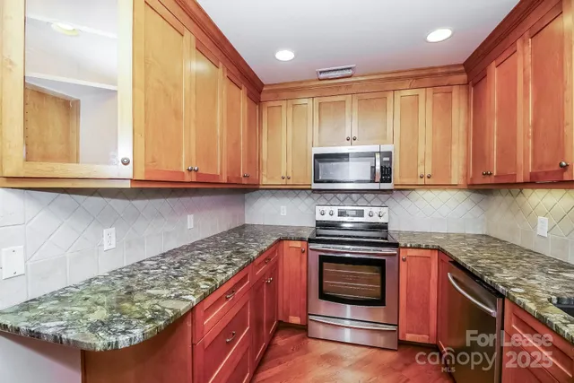 $2,155 | 1195 Nixon Heights Lane, Denver, NC 28037