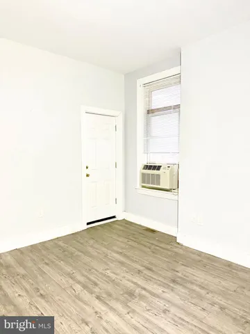 $1,350 | 176 West Hanover Street, Unit 1, Trenton, NJ 08618