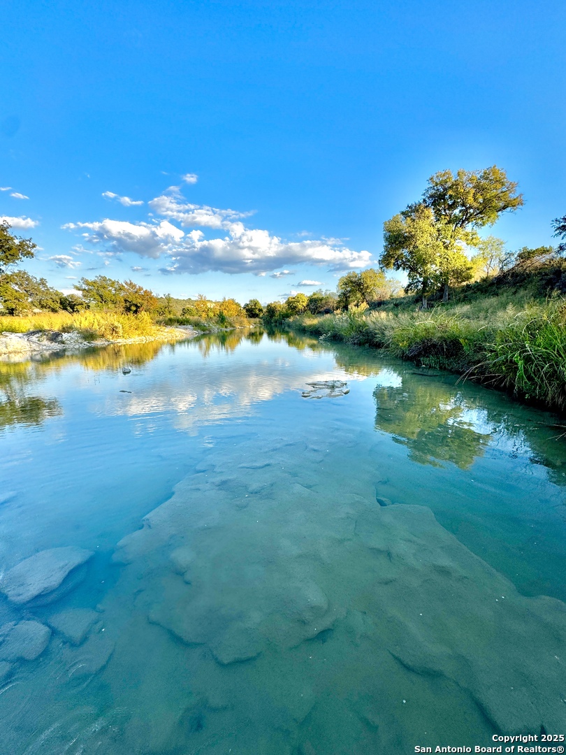 410 Craig Lane Junction, TX 76849 - Photo 8 of 53 a view of an ocean and city