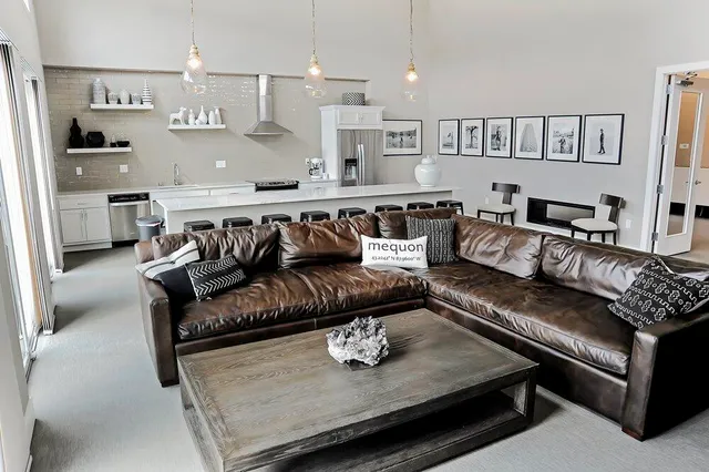 $2,795 | 6450 West Spur Road, Unit 202W, Mequon, WI 53092