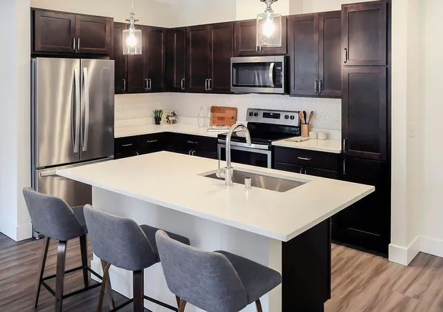 $2,795 | 6450 West Spur Road, Unit 202W, Mequon, WI 53092