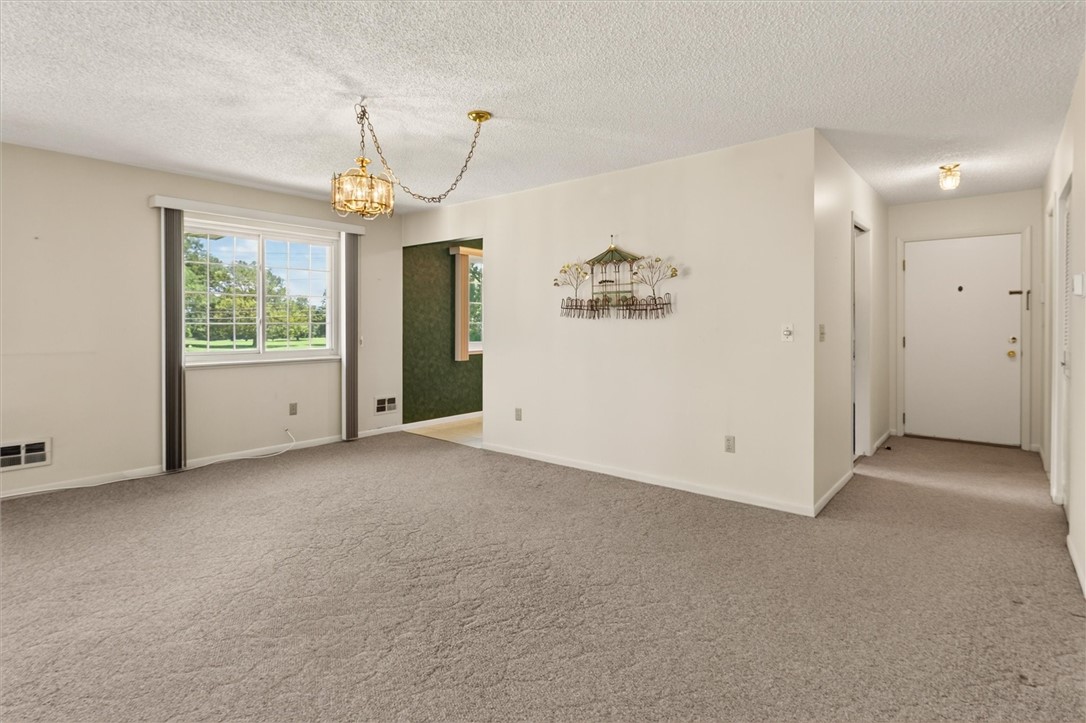 1018 B Greenleaf Road Greece, NY 14612 - Photo 20 of 50