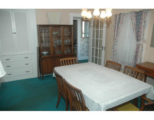 20 Ridgeway Street Lynn, MA 01902 - Photo 3 of 12 Gallery Image 3