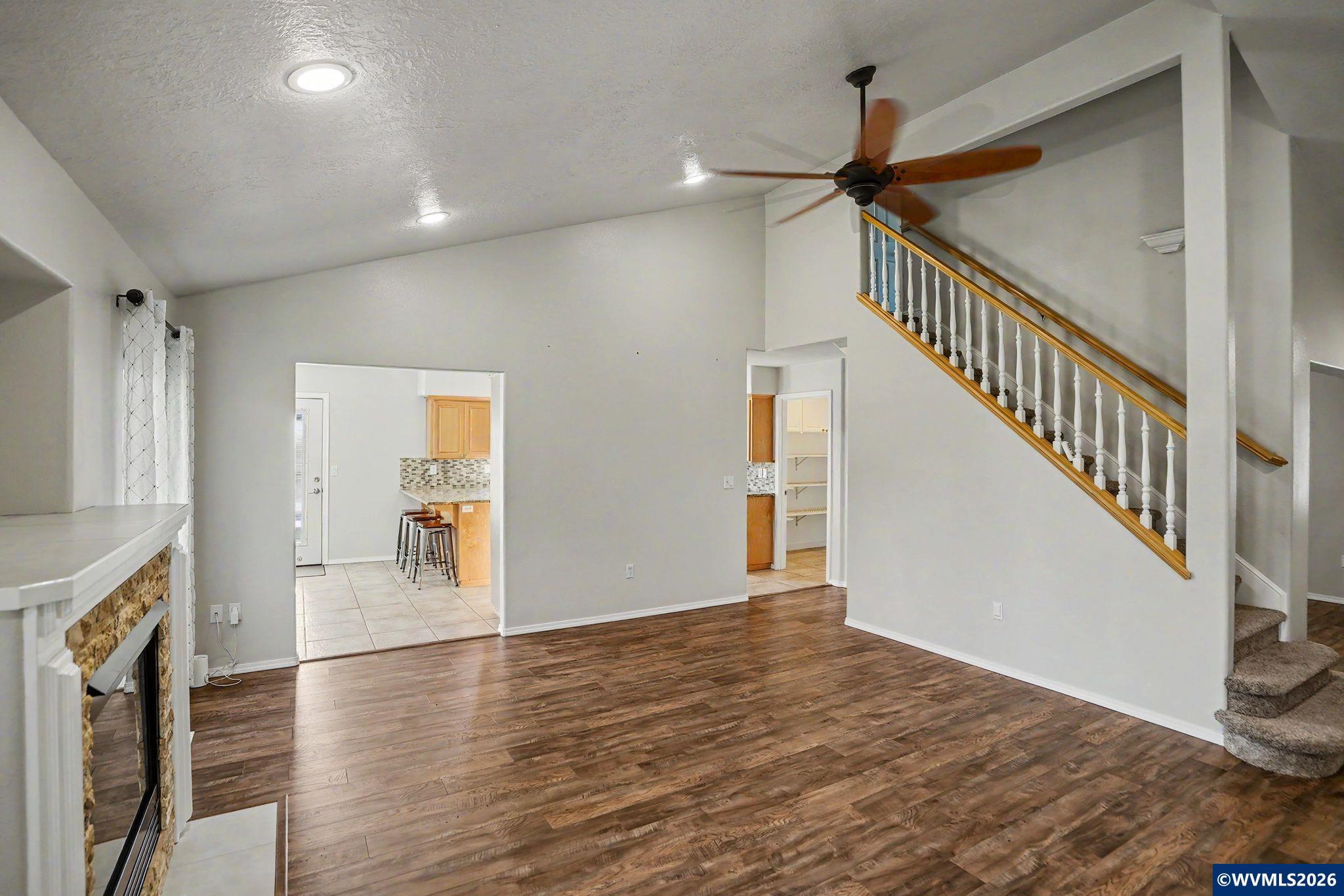 812 Southwest 8th Street Sublimity, OR 97385 - Photo 15 of 50