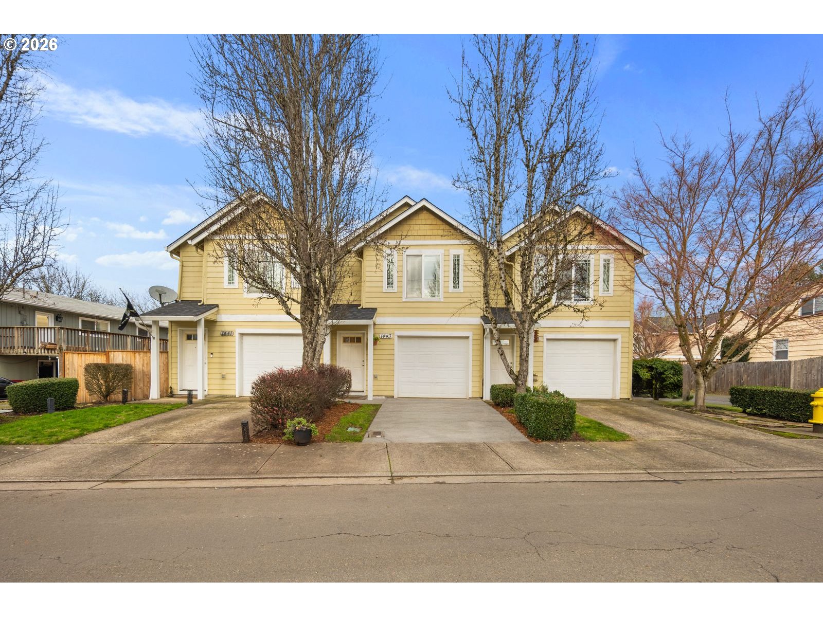 1443 Southeast 8th Avenue Camas, WA 98607 - Photo 4 of 48 a front view of a house with a garden