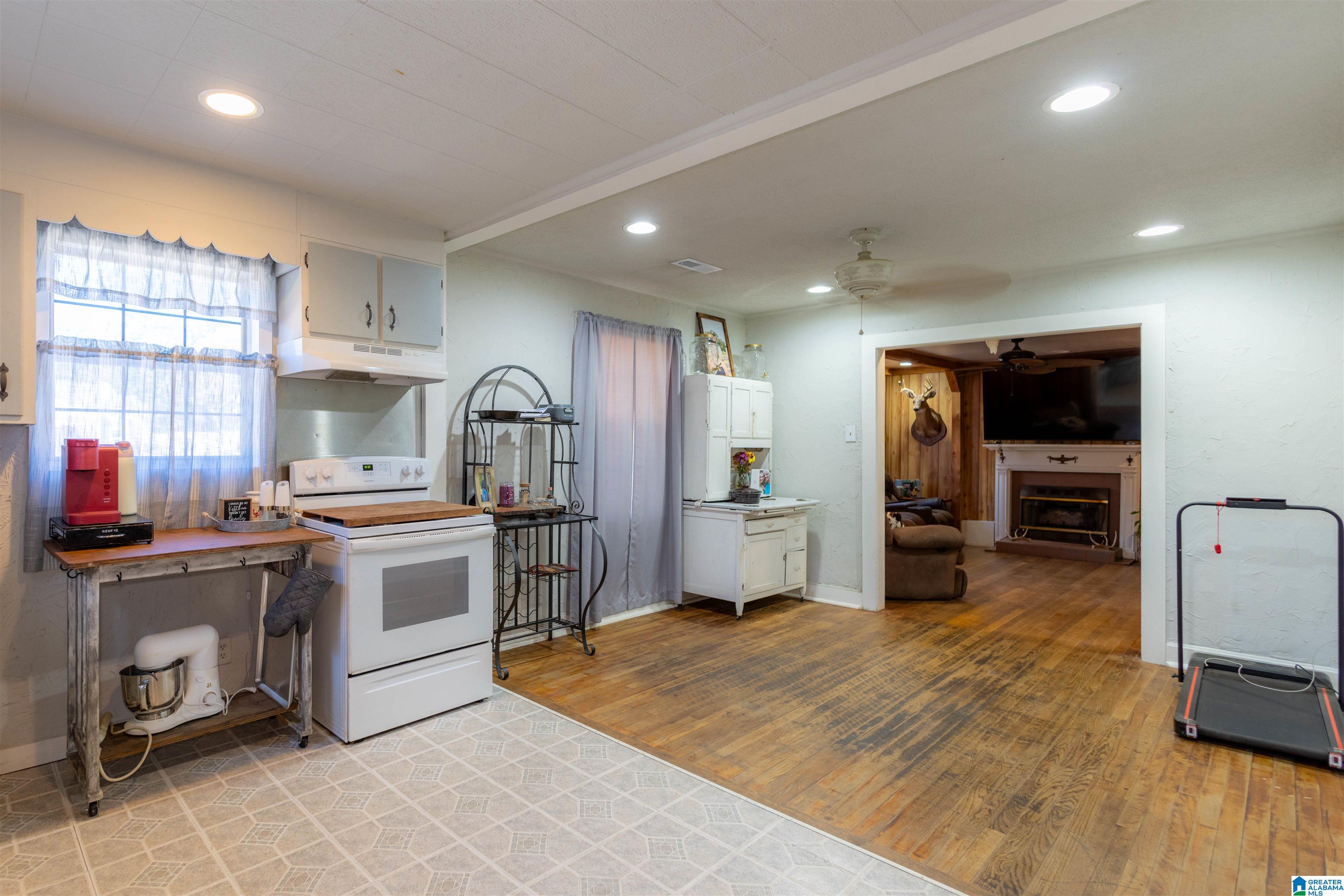 9 Oil Tank Road Maplesville, AL 36750 - Photo 11 of 30