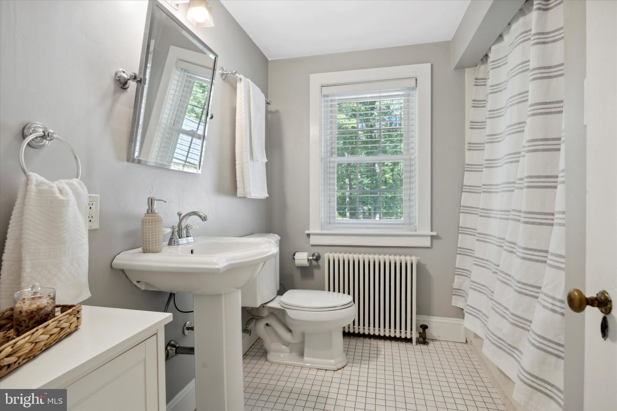744 Pugh Road Wayne, PA 19087 - Photo 30 of 62 Hallway Bathroom