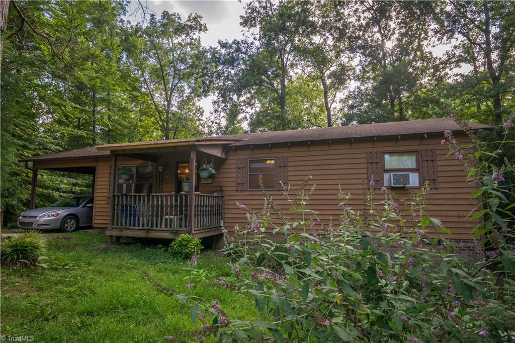 5719 Wagoner Road Trinity, NC 27370 - Photo 4 of 28