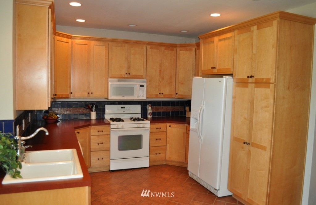 2127 Vernon Road Lake Stevens, WA 98258 - Photo 6 of 15