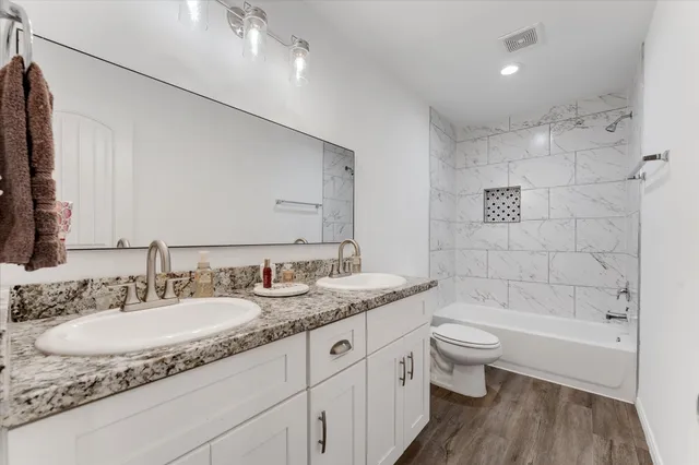 $1,700 | 14986 Indian Hill Trail, Willis, TX 77378