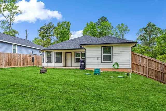 $1,700 | 14986 Indian Hill Trail, Willis, TX 77378