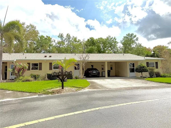$107,900 | 390 301 Boulevard West, Unit 8A, Bradenton, FL 34205