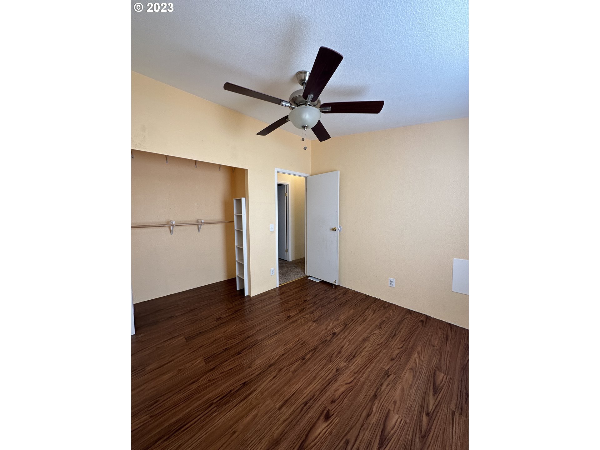907 Toll Road Dufur, OR 97021 - Photo 27 of 32 Gallery Image 27