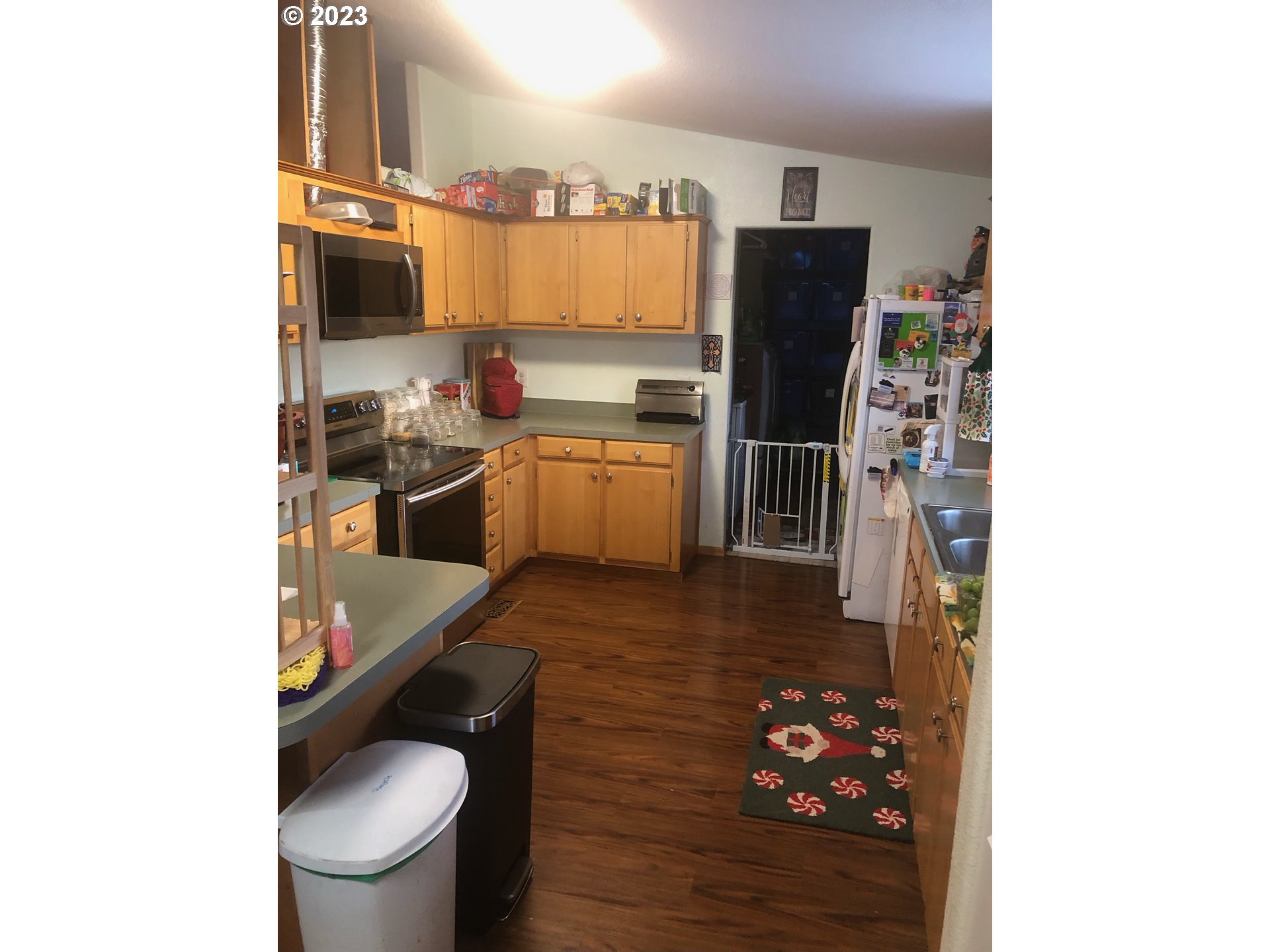 907 Toll Road Dufur, OR 97021 - Photo 5 of 32 Gallery Image 5