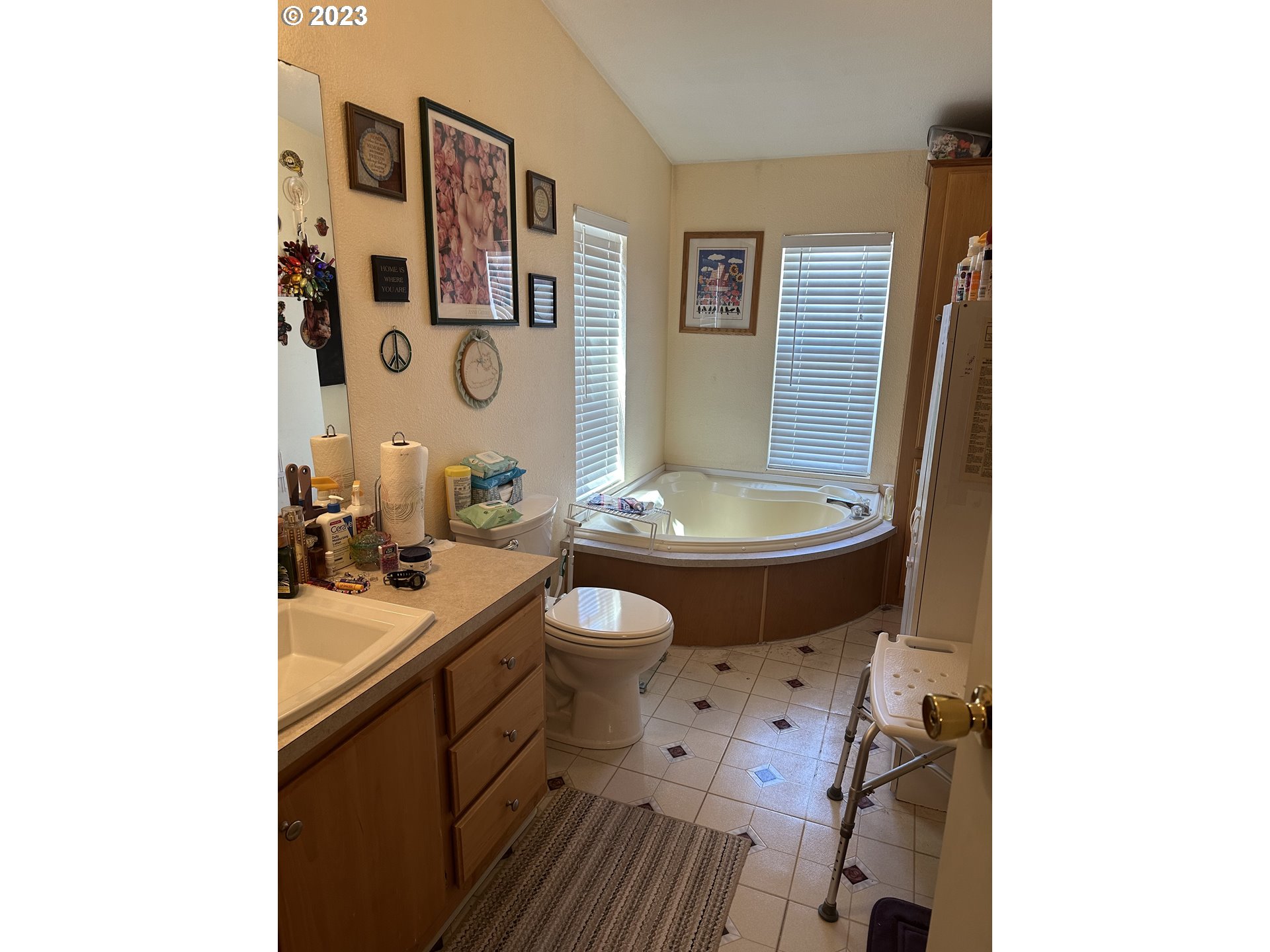 907 Toll Road Dufur, OR 97021 - Photo 10 of 32 Gallery Image 10