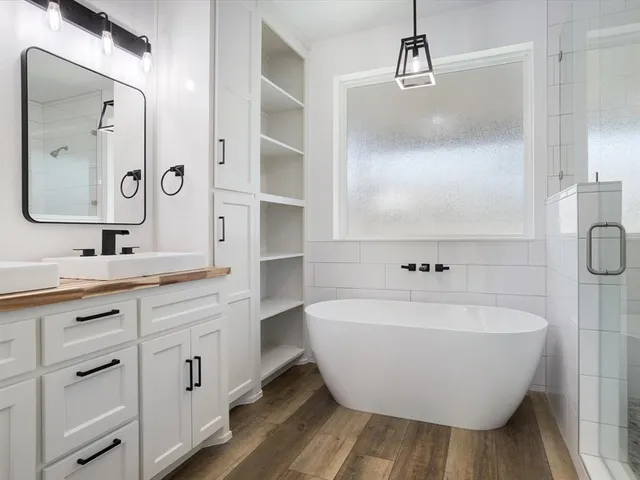 $350,000 | 319 South Pecan Street, Bells, TX 75414