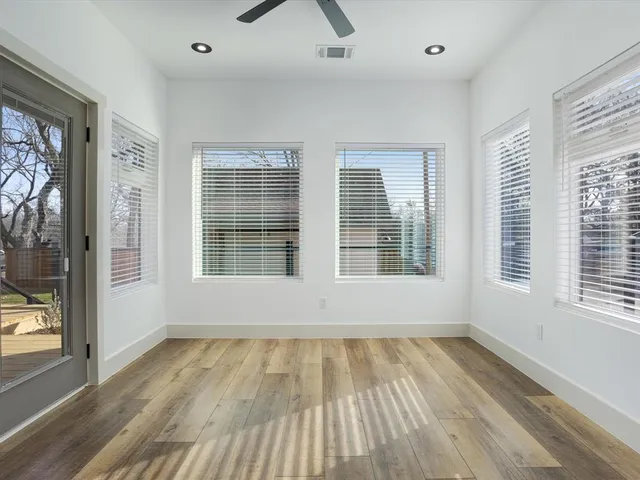 $350,000 | 319 South Pecan Street, Bells, TX 75414