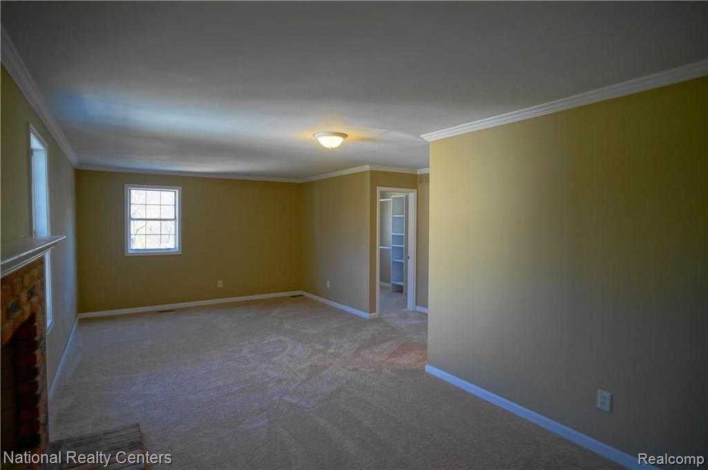 1275 West Fairview Lane Rochester Hills, MI 48306 - Photo 13 of 30