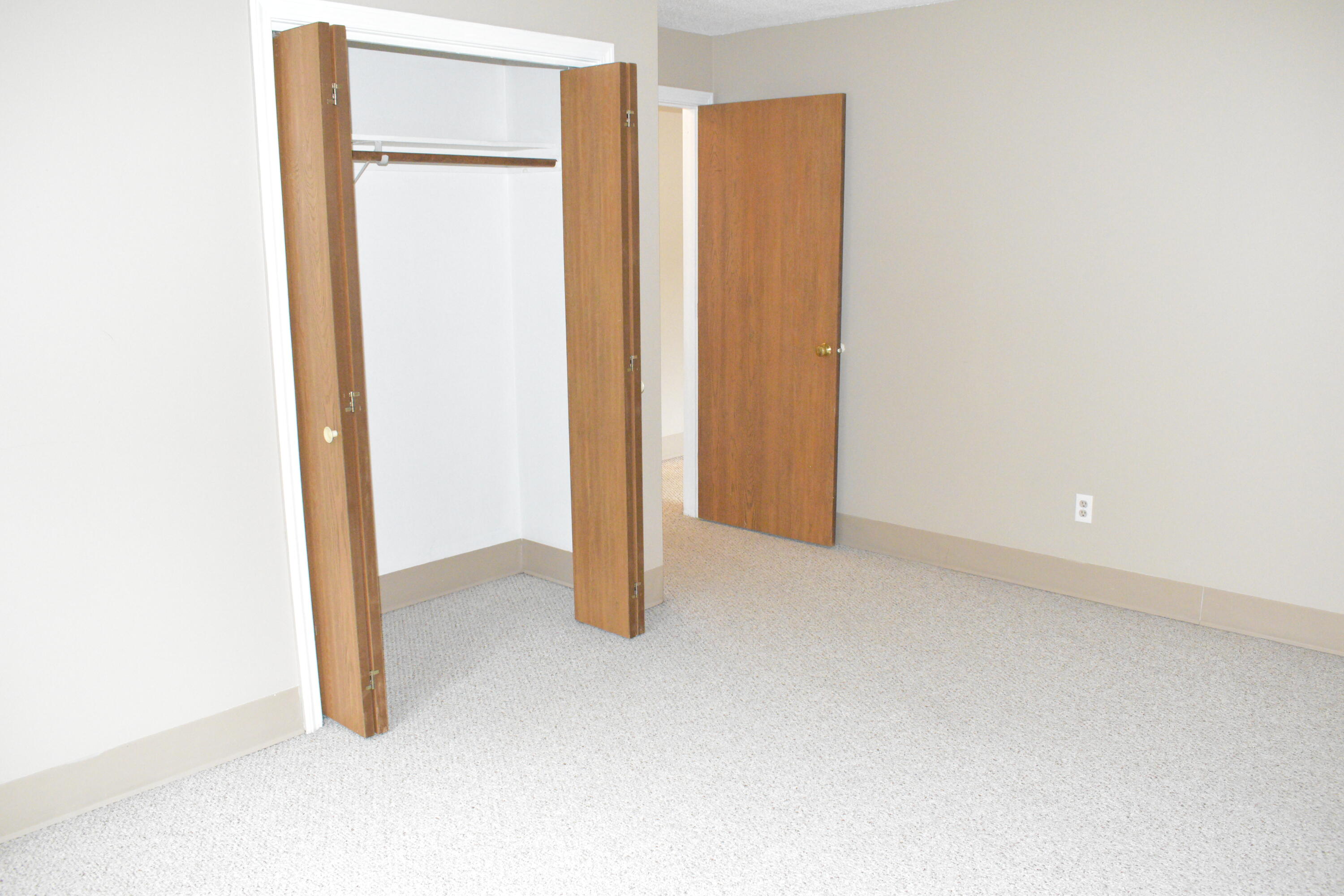 18 Smithwheel Road, Unit 12 Old Orchard Beach, ME 04064 - Photo 17 of 18 MOB_3372