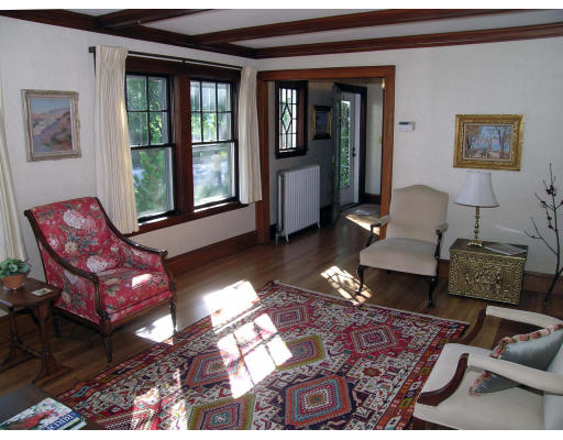 30 Oakley Road Belmont, MA 02478 - Photo 3 of 17 Gallery Image 3