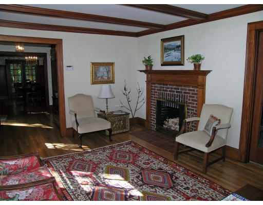 30 Oakley Road Belmont, MA 02478 - Photo 4 of 17 Gallery Image 4