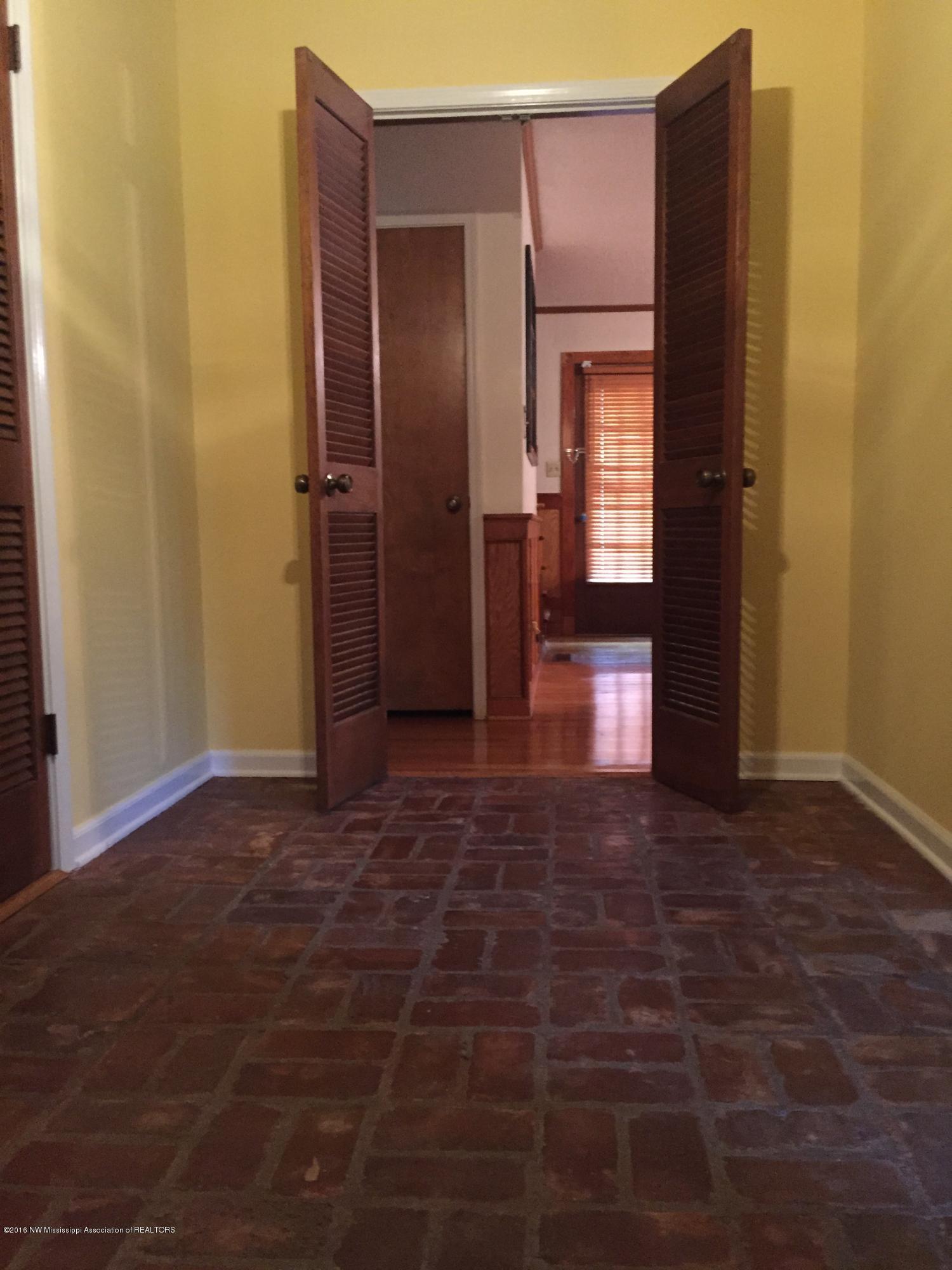359 Oakdale Road Coldwater, MS 38618 - Photo 15 of 26 2016-07-28 16.30.34