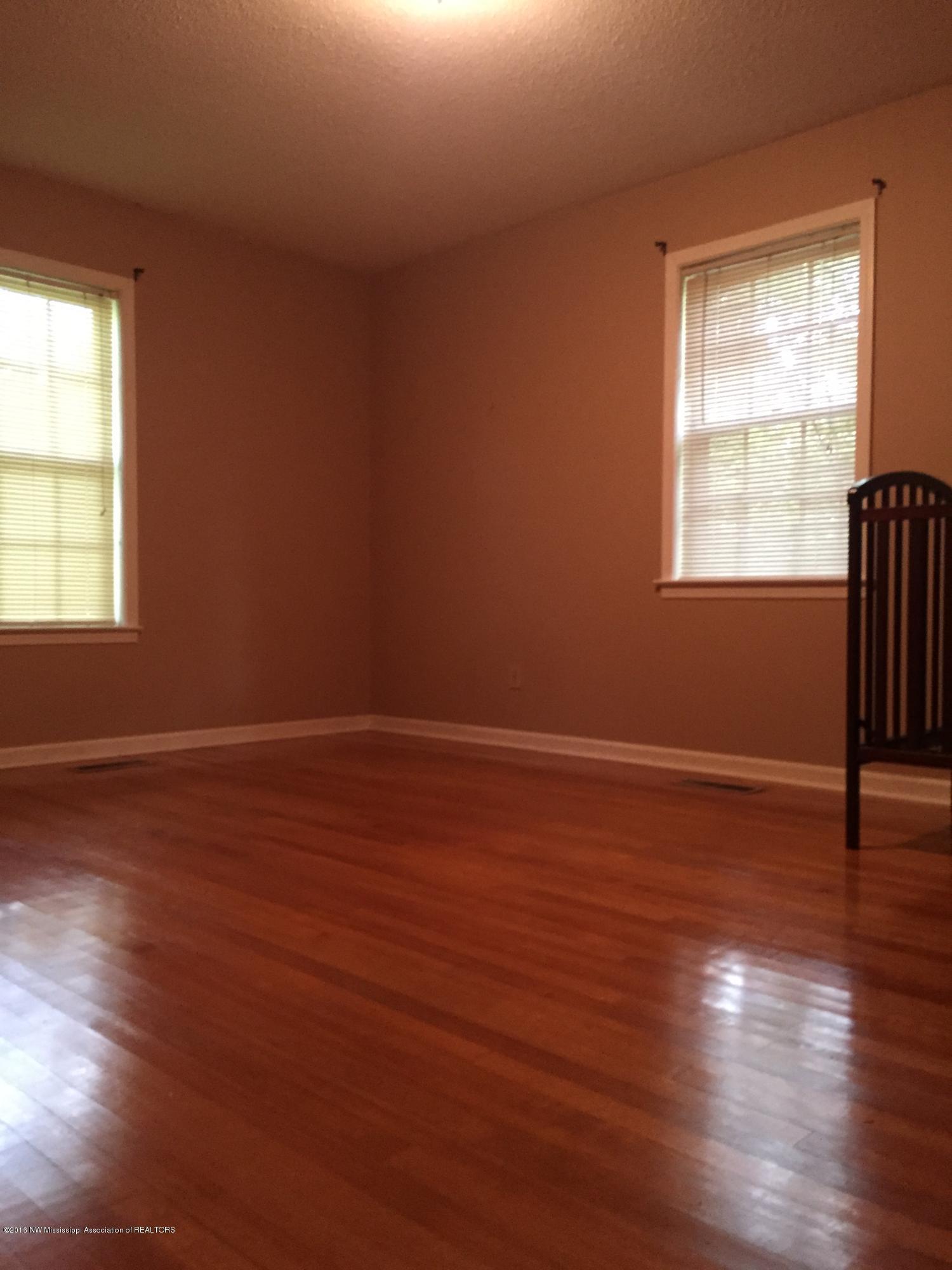 359 Oakdale Road Coldwater, MS 38618 - Photo 18 of 26 2016-07-28 16.31.13