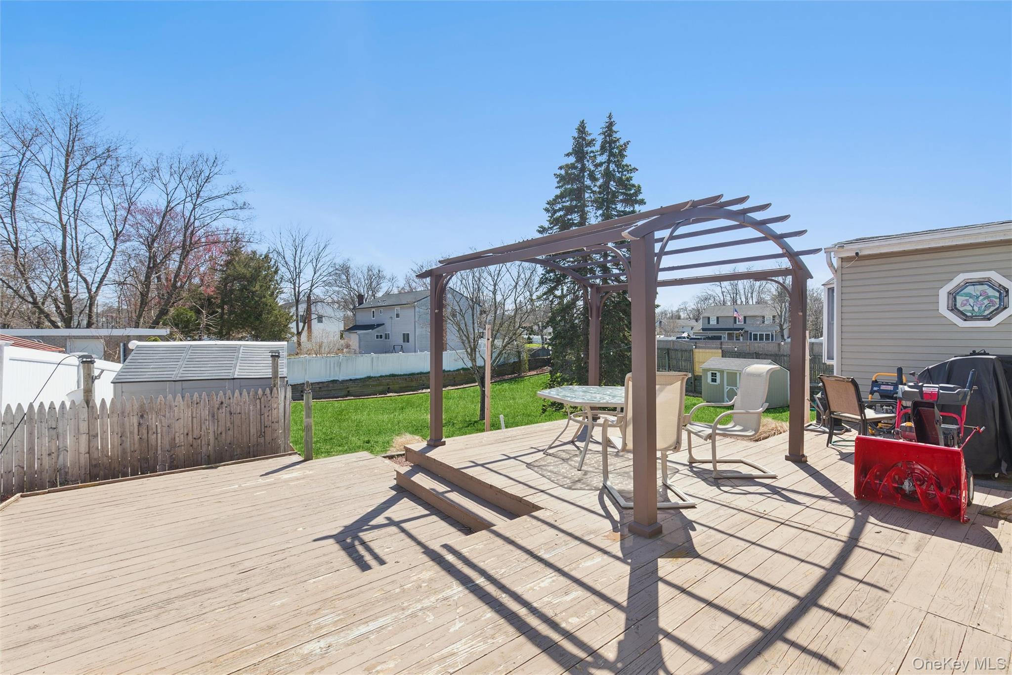 184 Smith Road Ronkonkoma, NY 11779 - Photo 14 of 22