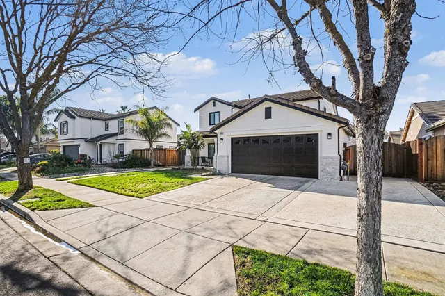 $799,000 | 2013 Hedge Avenue, Brentwood, CA 94513