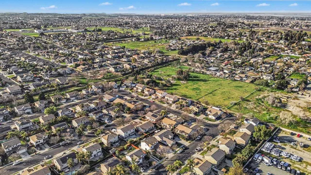 $799,000 | 2013 Hedge Avenue, Brentwood, CA 94513