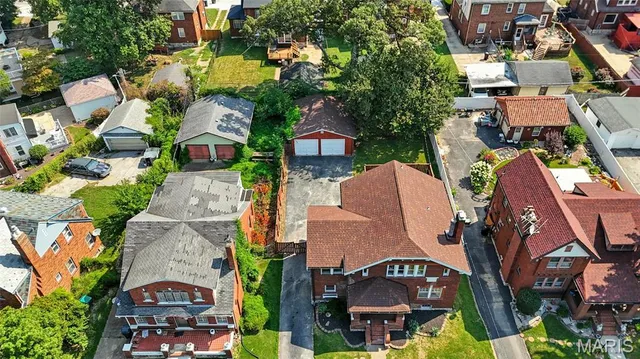 $315,000 | 7443 Augusta Avenue, St. Louis, MO 63121