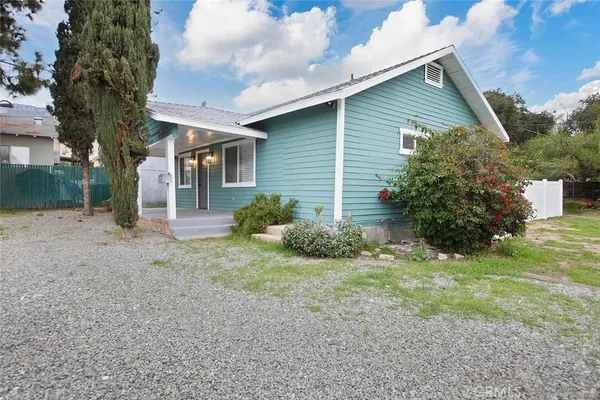 $3,500 | 1738 1/2 North Sierra Bonita Avenue, Pasadena, CA 91104