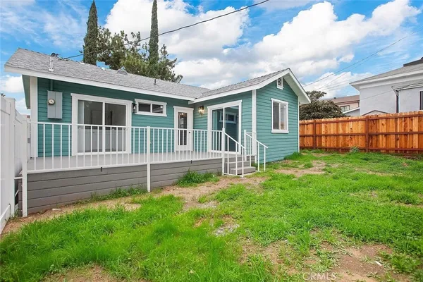$3,500 | 1738 1/2 North Sierra Bonita Avenue, Pasadena, CA 91104
