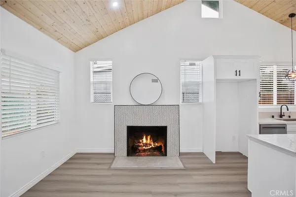 $3,500 | 1738 1/2 North Sierra Bonita Avenue, Pasadena, CA 91104