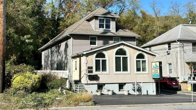 $2,500 | 64 Pine Hollow Road, Unit 1, Oyster Bay, NY 11771