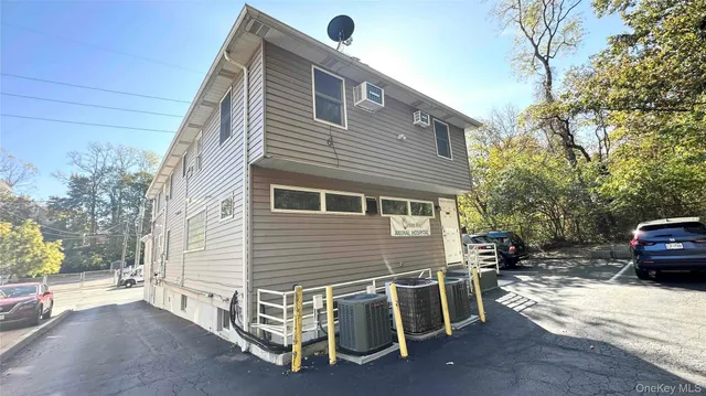 $2,500 | 64 Pine Hollow Road, Unit 1, Oyster Bay, NY 11771