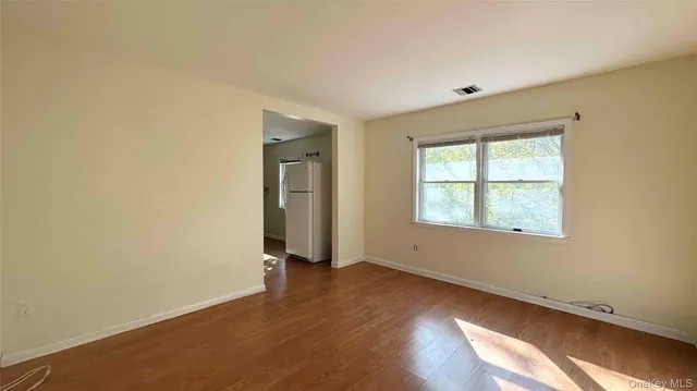 $2,500 | 64 Pine Hollow Road, Unit 1, Oyster Bay, NY 11771