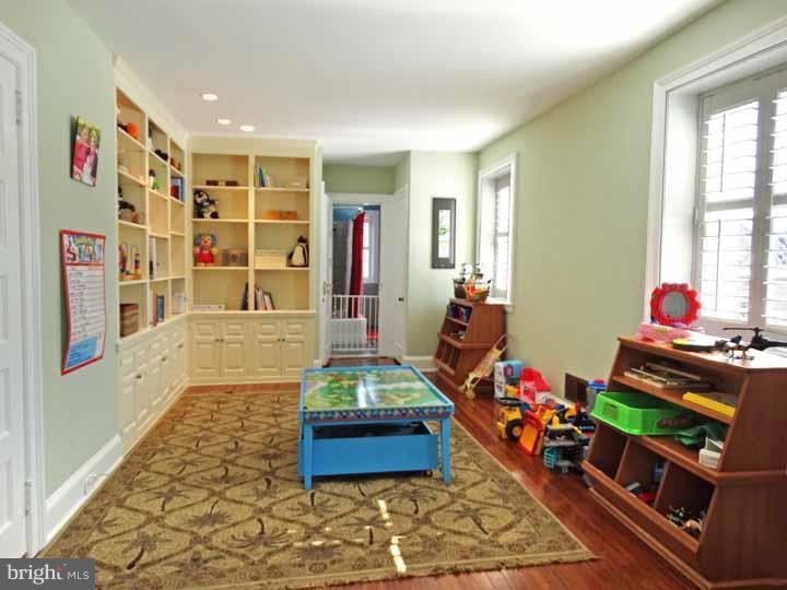 423 Old Eagle School Road Wayne, PA 19087 - Photo 12 of 24