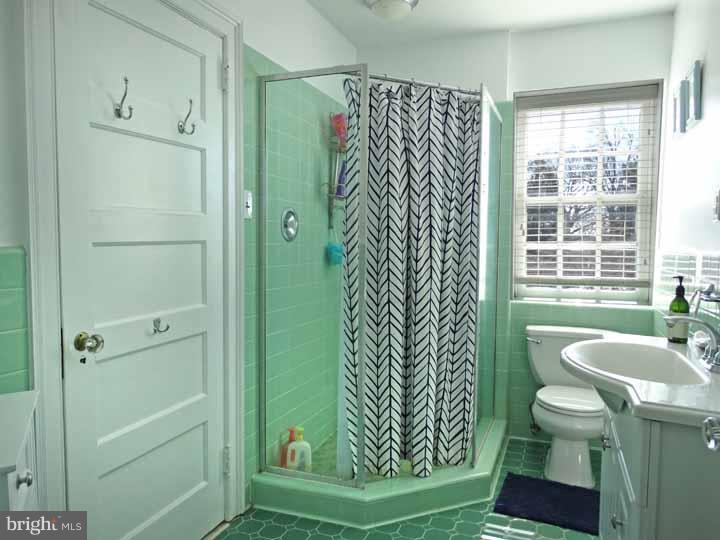 423 Old Eagle School Road Wayne, PA 19087 - Photo 14 of 24