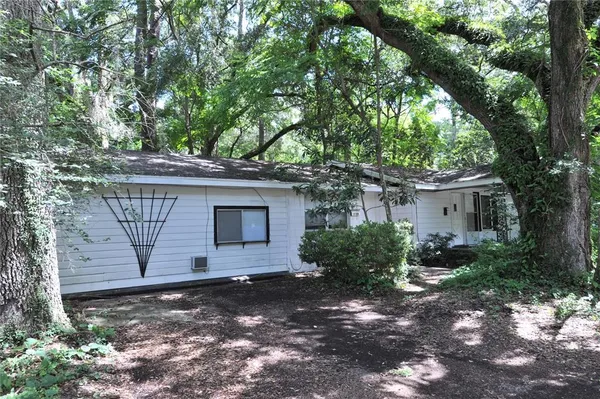 $1,000 | 410 Northwest 19th Lane, Unit B, Gainesville, FL 32609