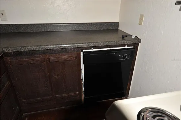 $1,000 | 410 Northwest 19th Lane, Unit B, Gainesville, FL 32609