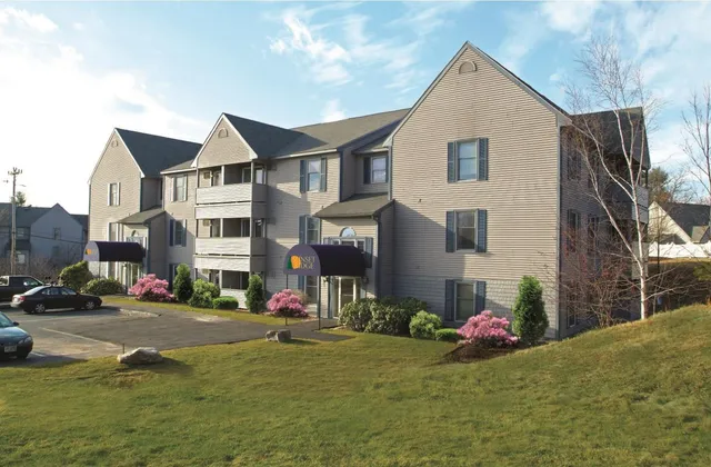 $1,842 | 145 Eastern Avenue, Unit 102, Manchester, NH 03104