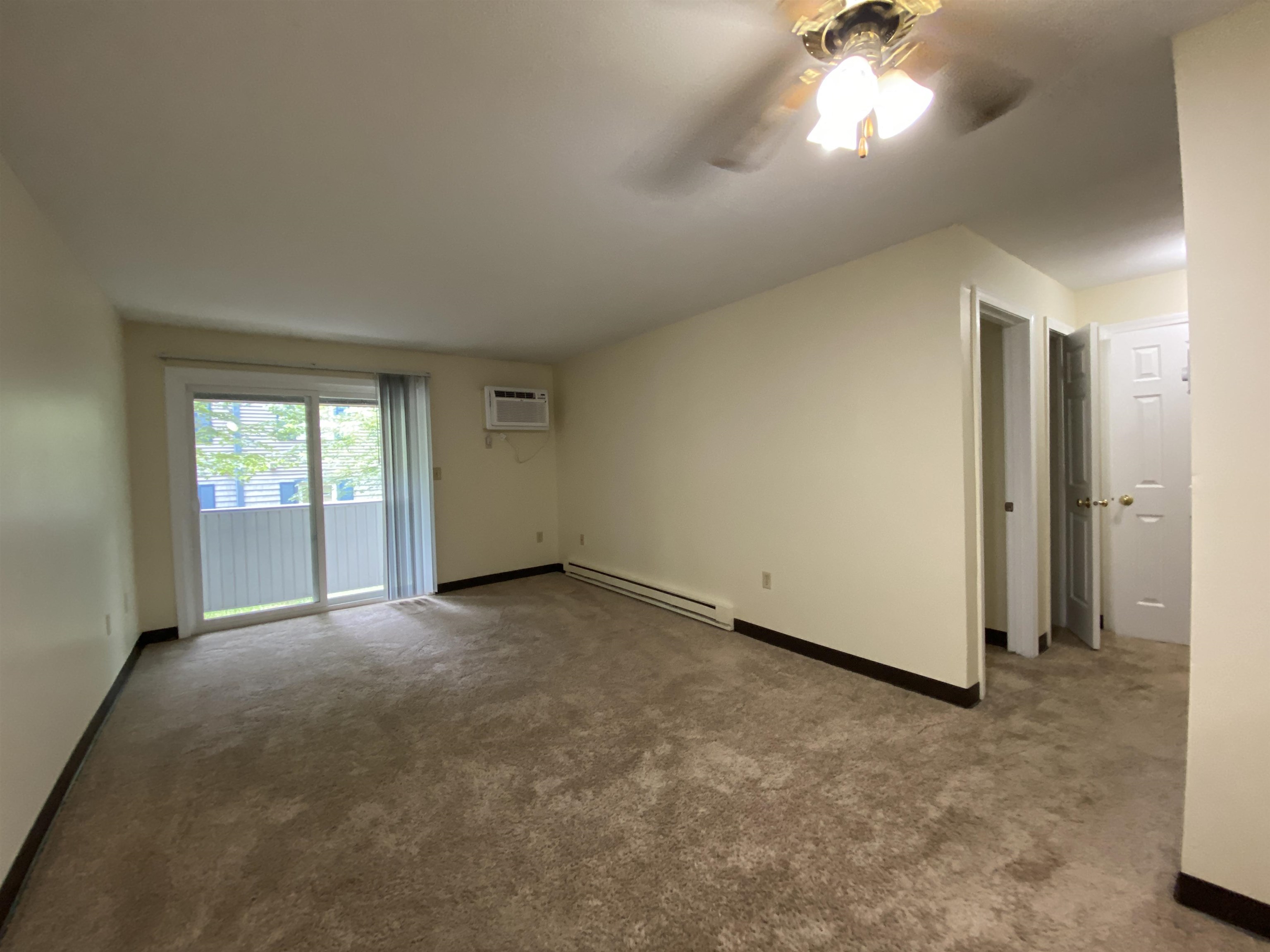 145 Eastern Avenue, Unit 102 Manchester, NH 03104 - Photo 18 of 60