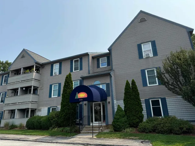 $1,842 | 145 Eastern Avenue, Unit 102, Manchester, NH 03104