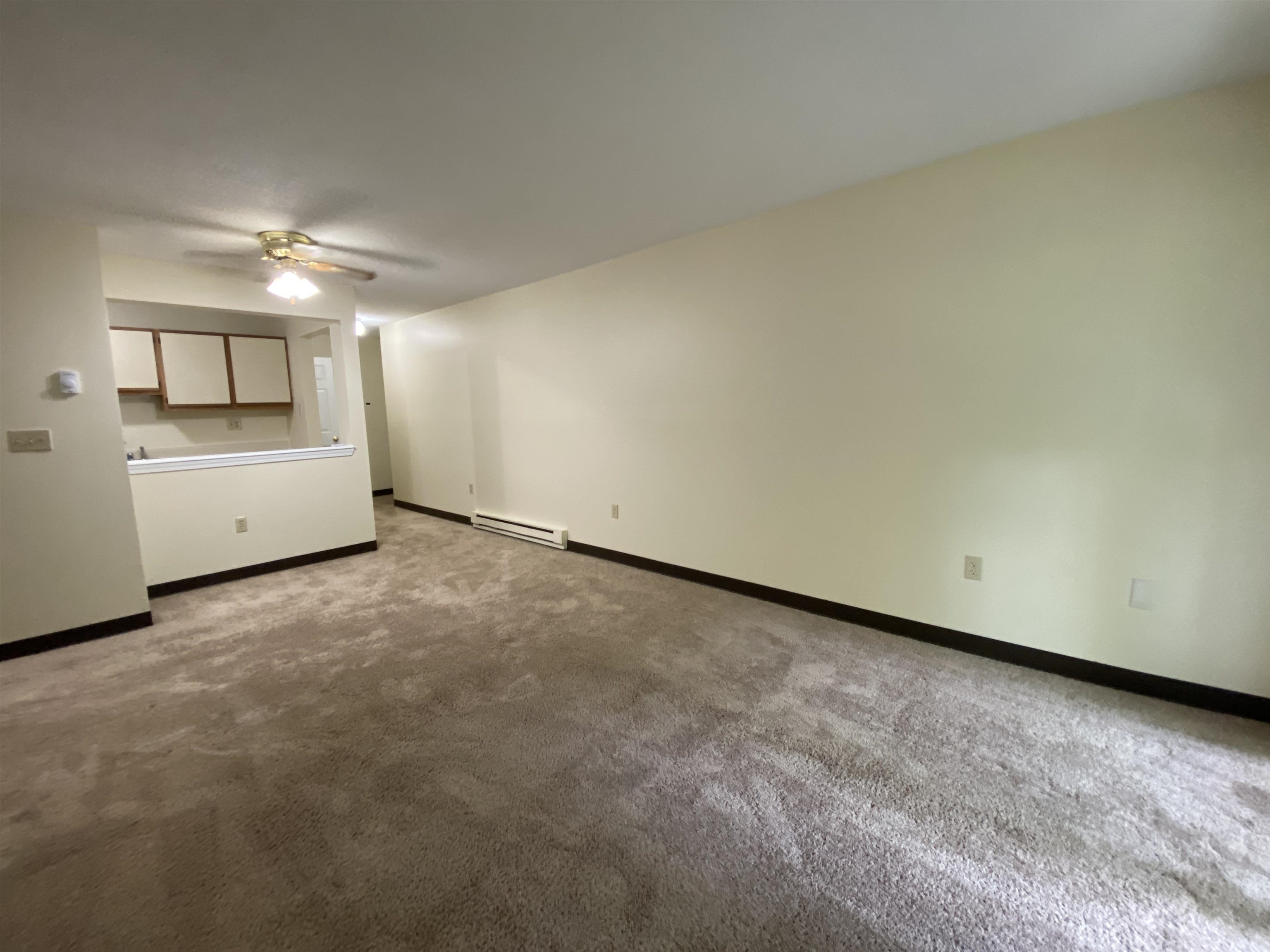 145 Eastern Avenue, Unit 102 Manchester, NH 03104 - Photo 21 of 60